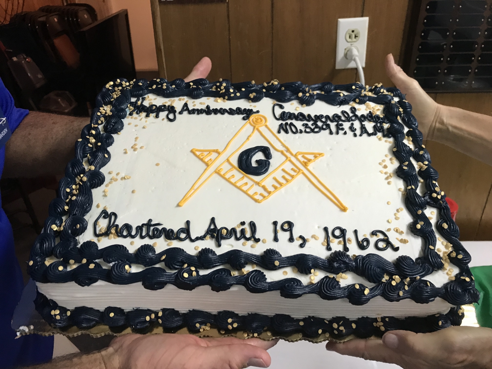 Lodge-anniversary-cake